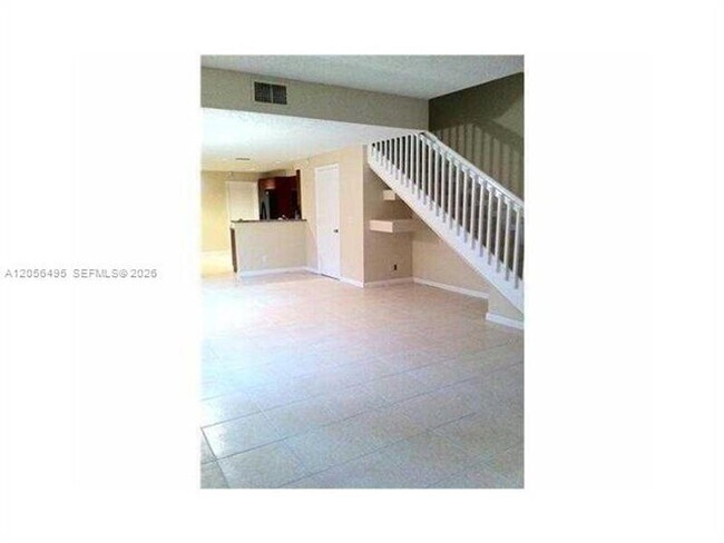 Photo - 1621 Barcelona Way