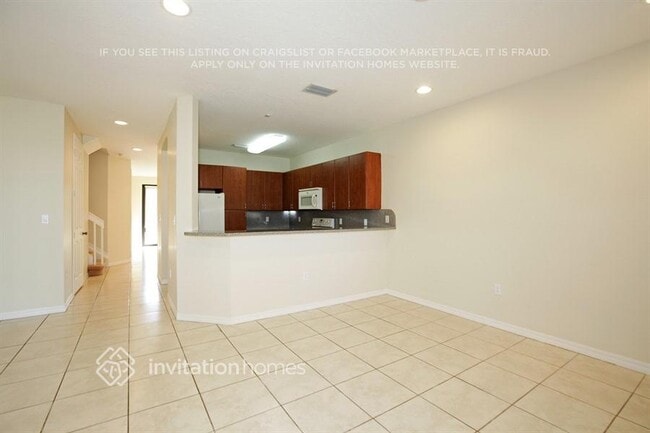 Photo - 636 NE 35th Ave House