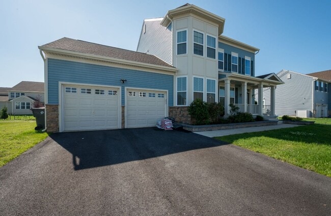 Photo - Large Family Home in Middletown, New and Upcoming area