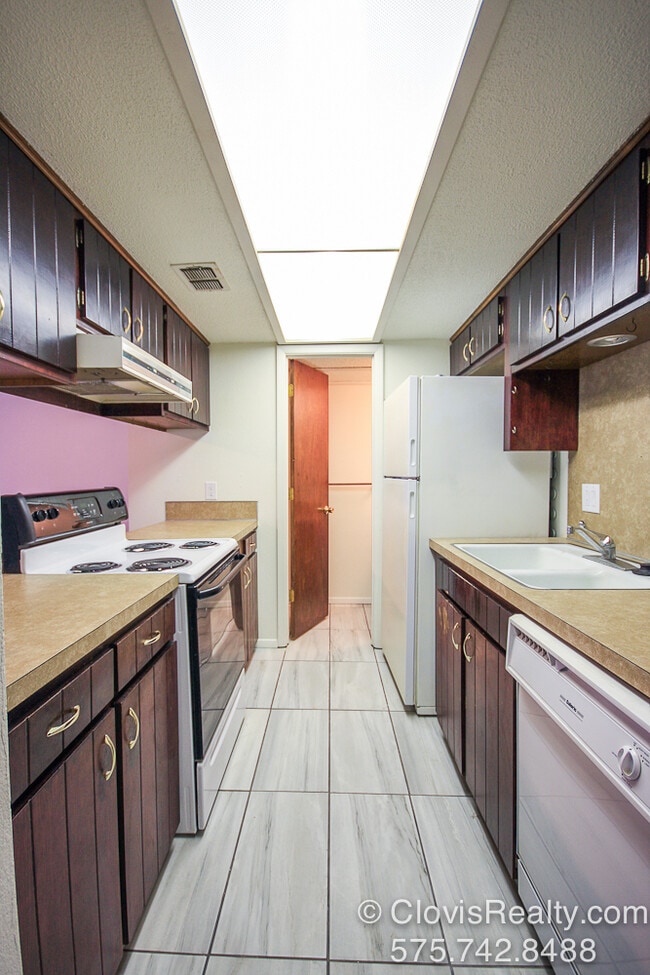 Photo - 3512 Adenmor Ct Unit B