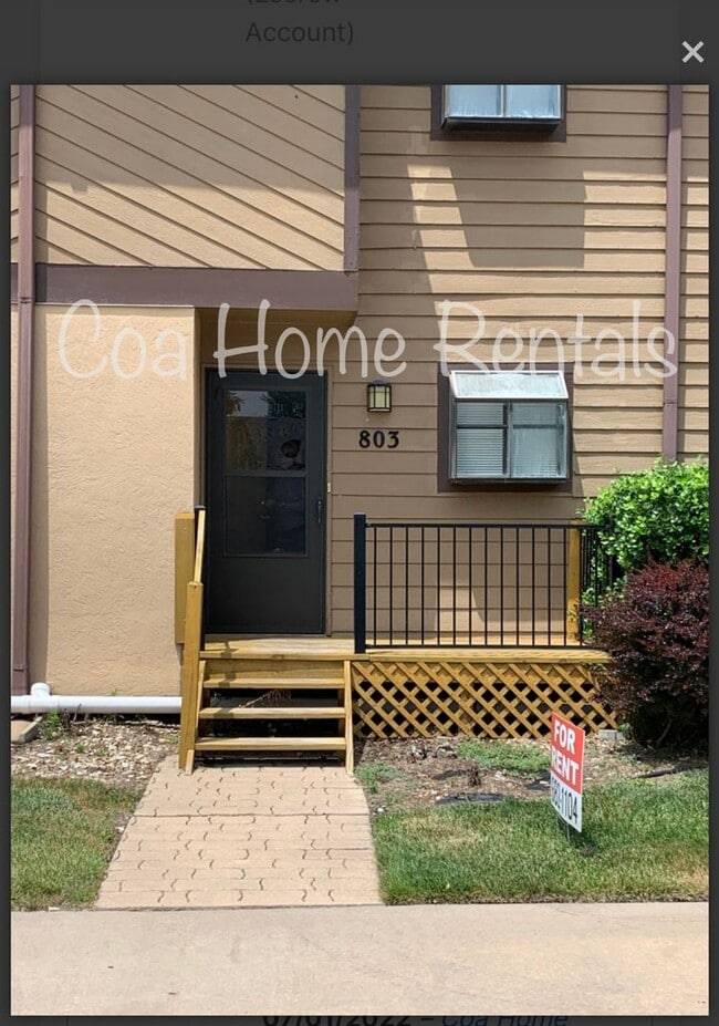 Building Photo - East Side Condo Unit #803