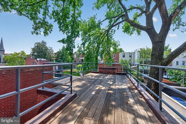 Photo - 1312 R St NW
