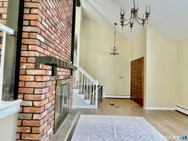 Photo - 62 Cambridge Dr