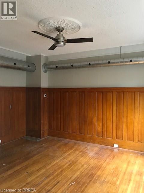 Photo - 58 Ontario Ave