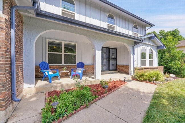 Building Photo - 7303 E Mercer Pl