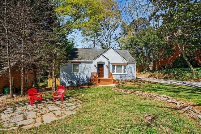 Building Photo - 1201 Walker Dr