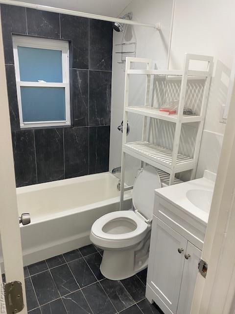 Photo - 144-10 230th Pl