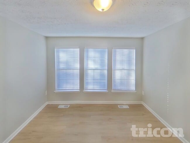 Photo - 9845 Bayline Cir