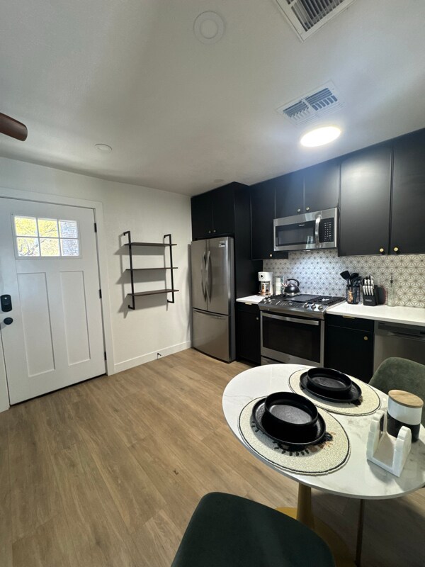 Photo - 1155 E Diamond St Unit 1008