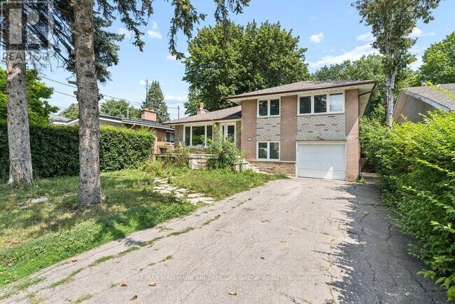 Photo - 231 Goulding Ave