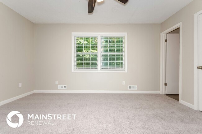 Photo - 3080 Chippewa Dr