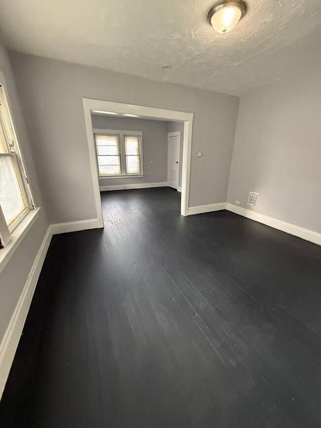 Photo - 1417 E 175th St Unidad UP