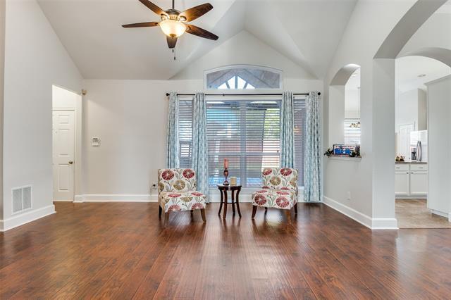 Photo - 8113 Greenwood Dr