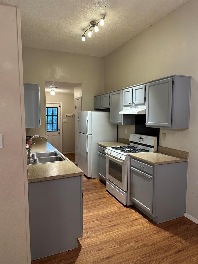 2600 Howellwood Wy