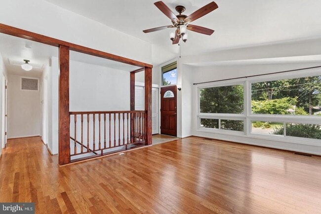 Photo - 6609 Bowie Dr