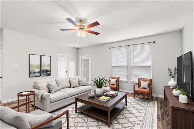 Photo - 517 Williams Way