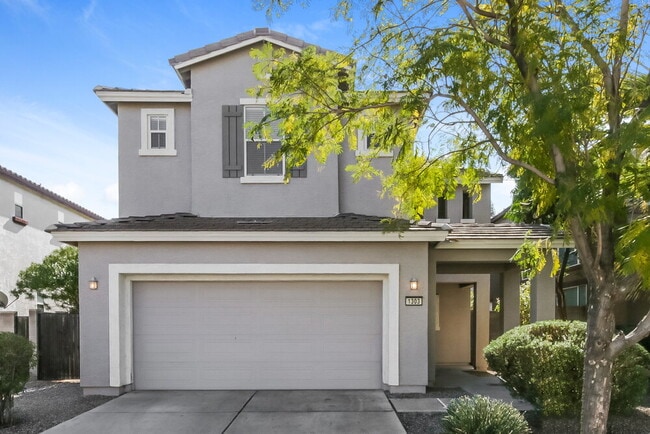 Building Photo - 1303 E Julian Dr Rental