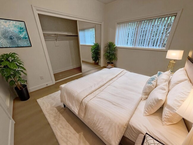 Photo - 922 Croft Ave Unit 104