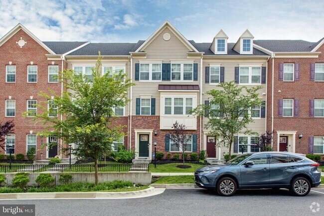 Building Photo - 7465 St Margarets Blvd Rental