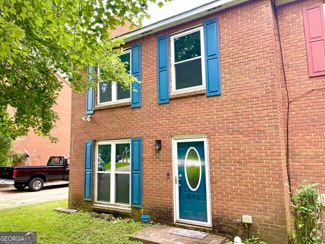 Building Photo - 696 Redland Dr Rental