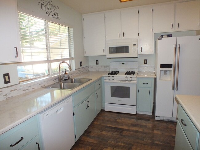 Photo - 2/1.5 Diamond Springs condo