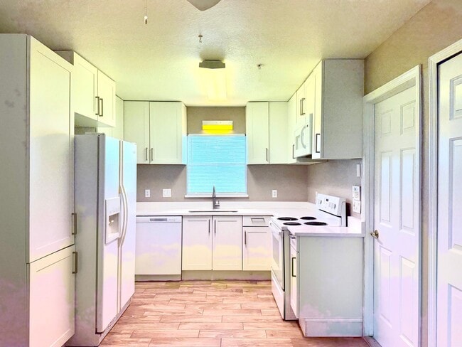 Photo - 1840 Bachman Way