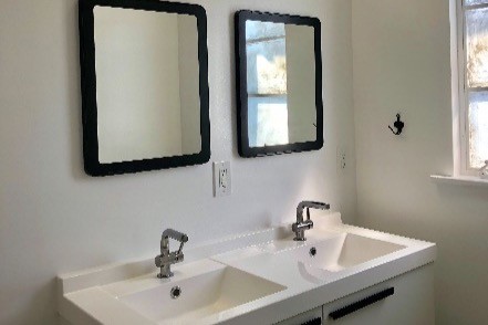 Photo - 11672 Oxnard St Unit 11672