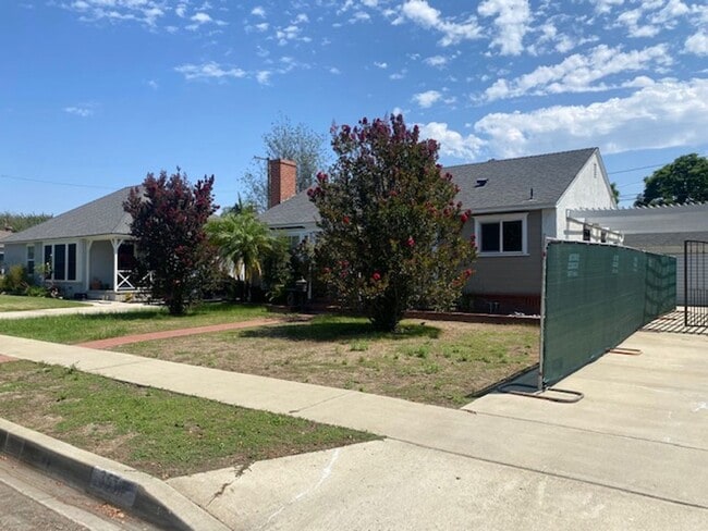 Building Photo - 3514 Montair Ave Unit #1