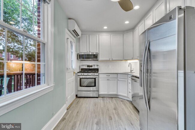 Photo - 2600 16th St S