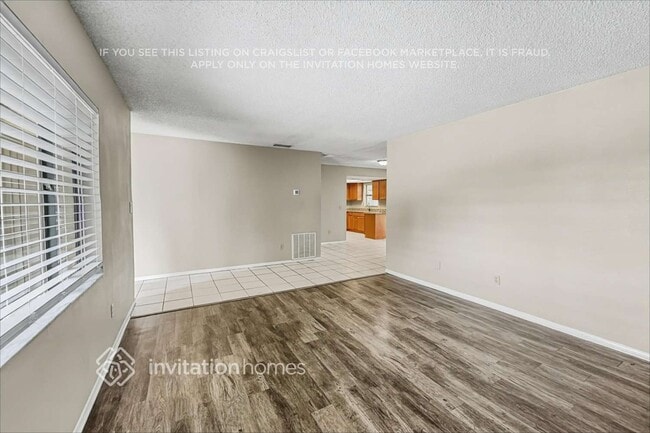 819 Centerwood Ct