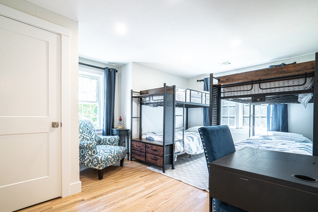 Photo - 176 Palmer Ave