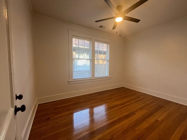 Photo - 123 Stonewall St Unit 4