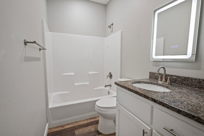 Photo - 2 Bed / 1 Bath Duplex for Rent – $1,350/Month