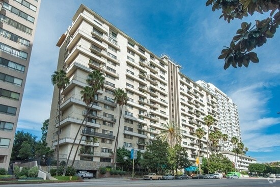 Building Photo - 10535 Wilshire Blvd Unit 007 Rental