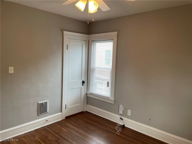 Photo - 2091 Carabel Ave Unit Up