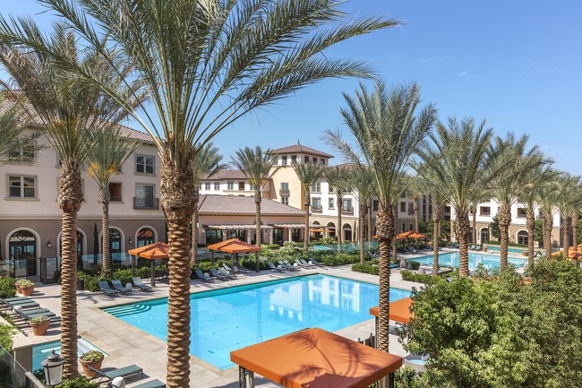 Westview at Irvine Spectrum Apartments For Rent in Irvine