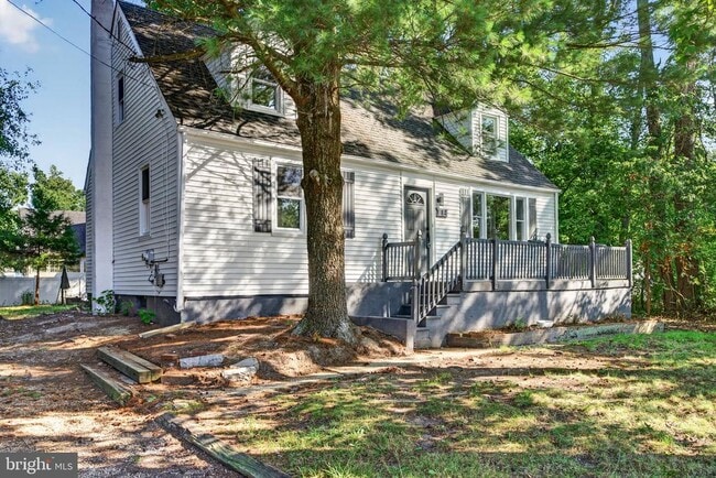 109 White Horse Rd E