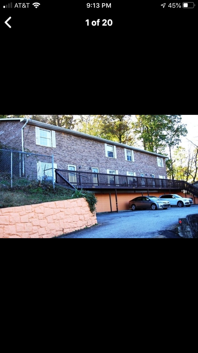Building Photo - 811 Walker Rd Rental
