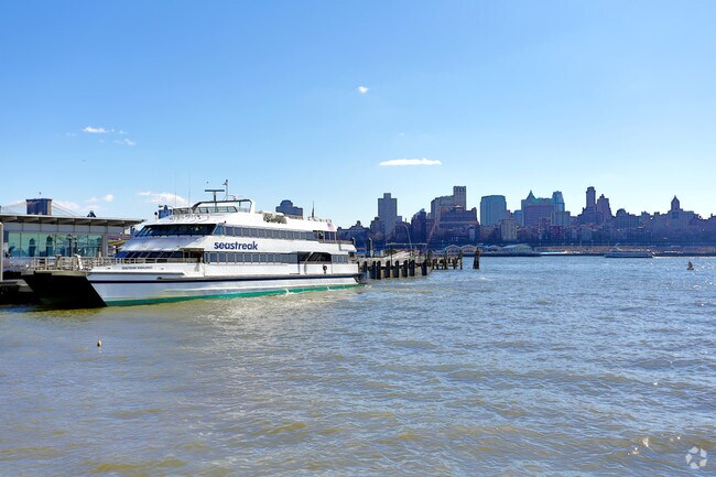 Photo - 19 S William St