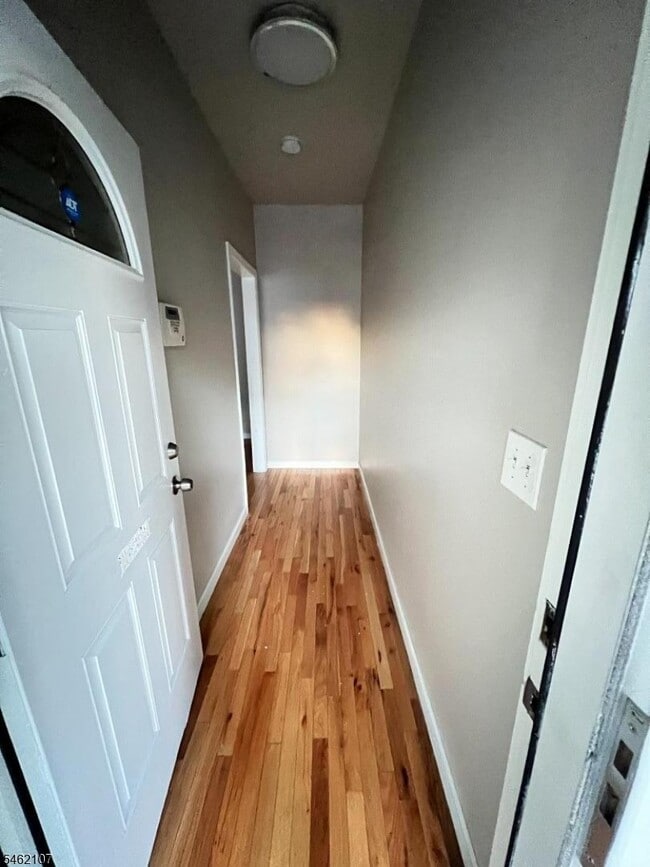 485 E 27th St Unit 1