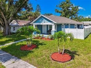 Photo - 2205 Quincy St S