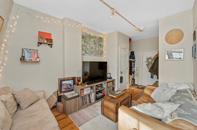 Photo - 73 Main St Unit 11