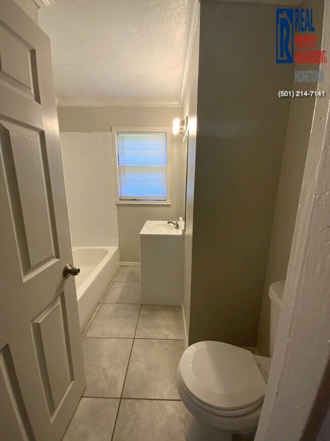 Photo - 1500 Hendrix Ave