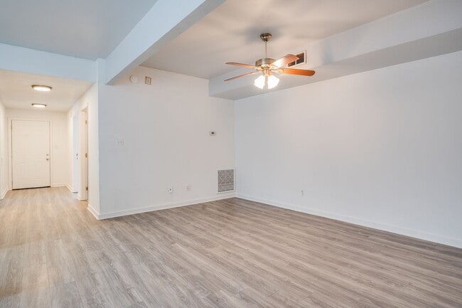 Photo - Mockingbird Garden Apartments