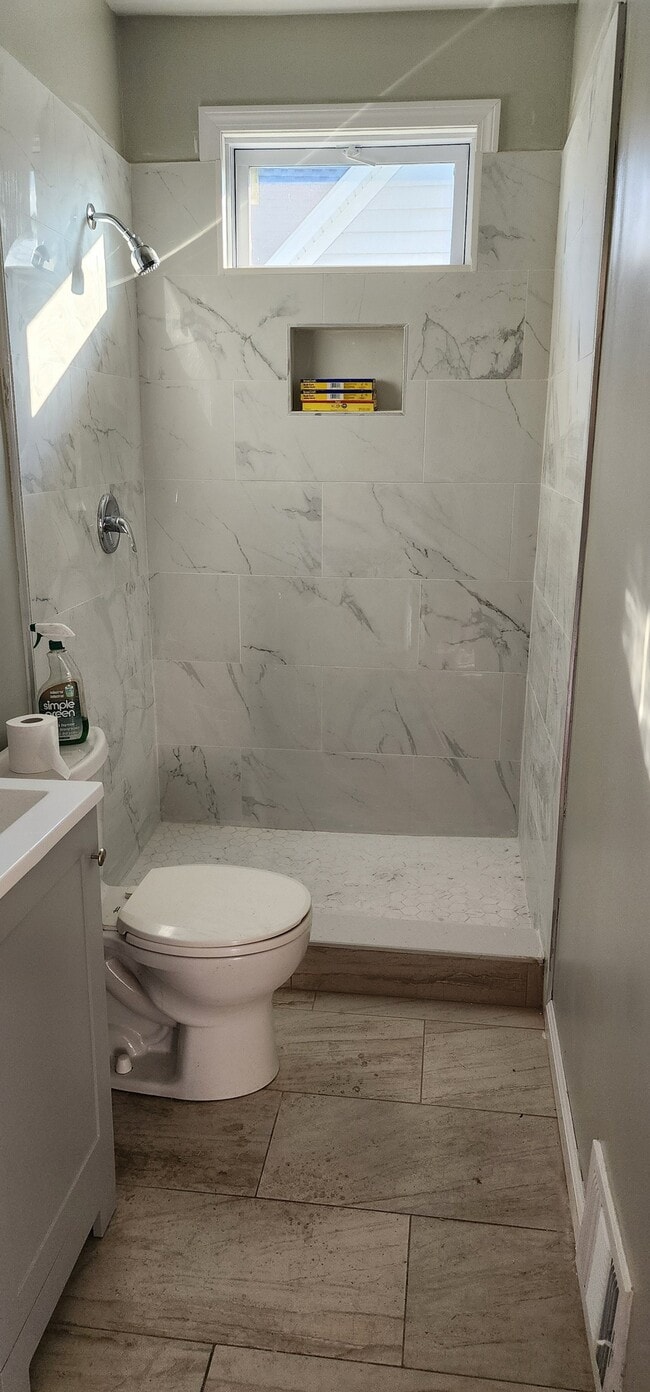 Photo - 539 Garfield Ave