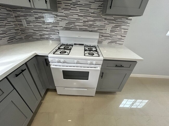 Photo - Charming 2-Bedroom ADU House for Rent in Garden Grove