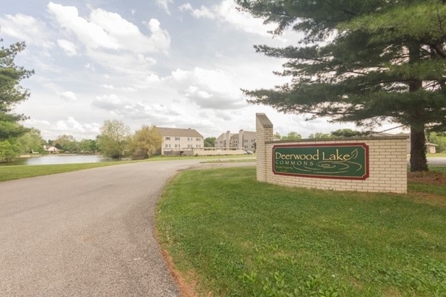 Photo - Deerwood Lake Commons