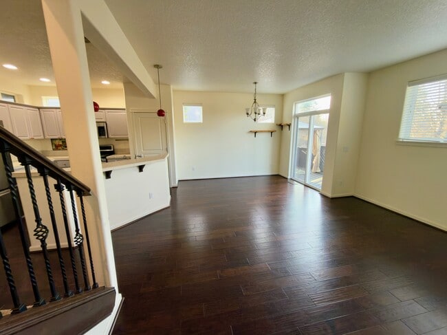 Photo - 20893 SW Edgemont St