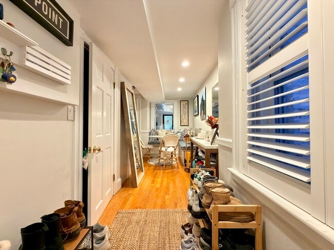 Photo - 41 Pinckney St Unit B