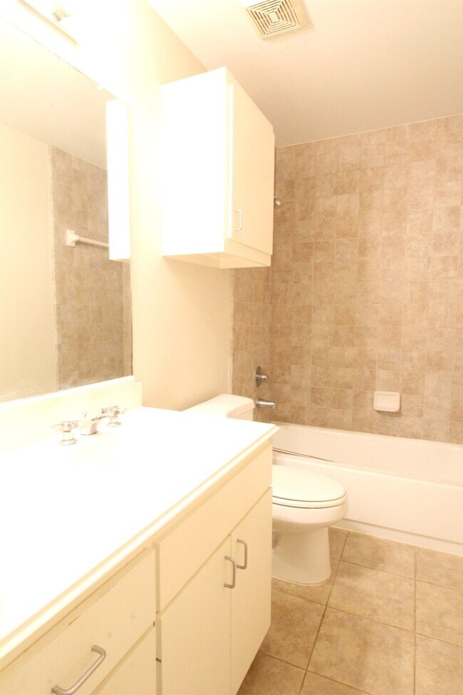 Photo - 3031 Buttercup St